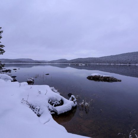 Inarissa järvi oli sulana marraskuussa 2017. Kuva: <span class="photographer">Seppo Kärki</span>