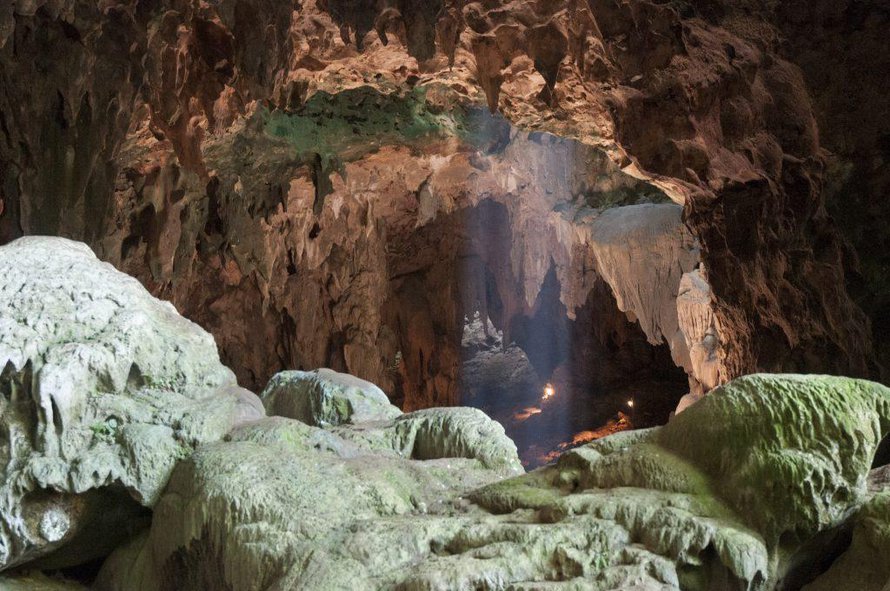 Tästä luolasta luzoninihmiset löytyivät. Kuva: <span class="photographer">Callao Cave Archaeology Project</span>