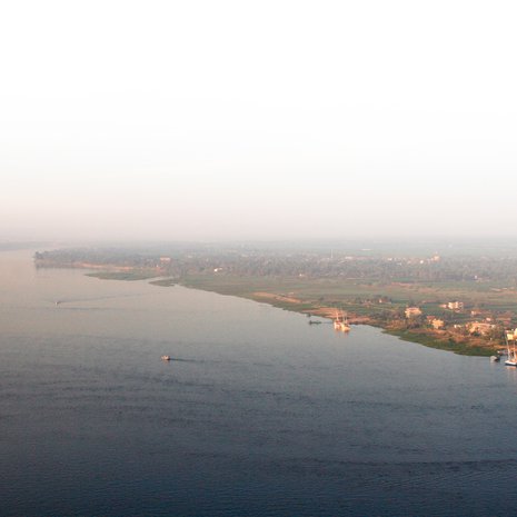 Mielikuvissamme Niili yhdistyy Egyptiin, mutta virta on kansainvälinen. Sen valuma-aluetta hyödyntää kymmenen muutakin maata. Kuva: <span class="photographer">Shutterstock </span>