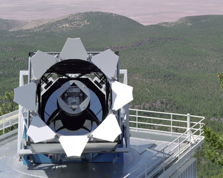 SDSS-kartoituksen kaukoputki (kuva: Fermilab Visual Media Services).