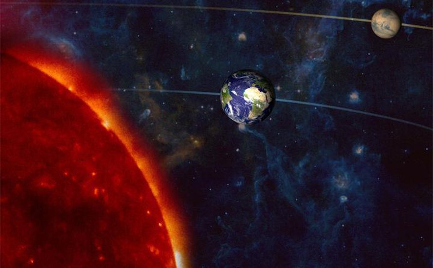 Sunnuntaina Mars on samalla linjalla Maan ja Auringon kanssa. Kuva: <span class="photographer">Nasa</span>
