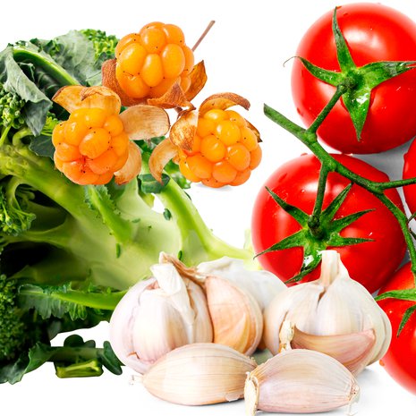 Ruoassa hyvät aineet ovat tasapainoisena sekoituksena. Parhaan hyödyn saa, kun syö marjat, hedelmät ja vihannekset sellaisenaan. Kuva: <span class="photographer">Shutterstock</span>