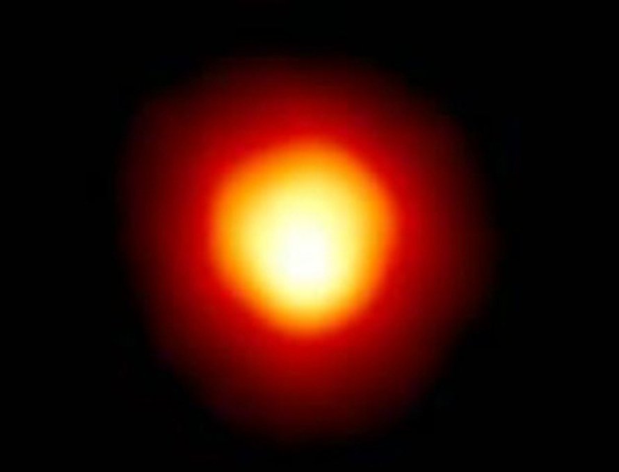 Montako fotonia säteilee Orionin tähdistön Betelgeuse? Kuva: <span class="photographer">HST/NASA/ESA</span>