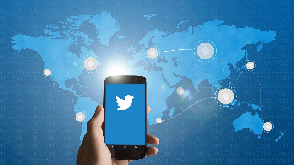 Twitteristä on tullut yleinen uutisten, valeuutisten ja omien kommenttien jakokanava. Kuva: Cco Public domain