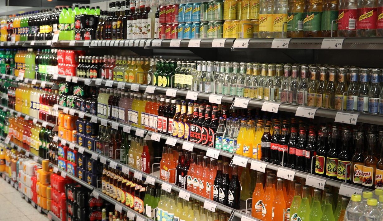 Limonadeissa käytetty sokeri vauhditti syövän kasvua ainakin hiirillä. Kuva: Tuomas Selänne