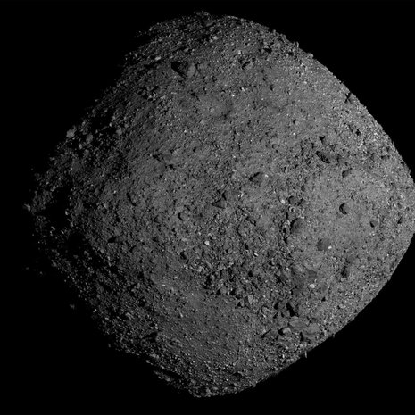 Bennu on noin 500 metriää leveä, timantin muotoinen pikkuasteroidi, joka matkaa tällä hetkellä yli 300 miljoonan kilometrin päässä Maasta. Kuva: <span class="photographer">Nasa</span>