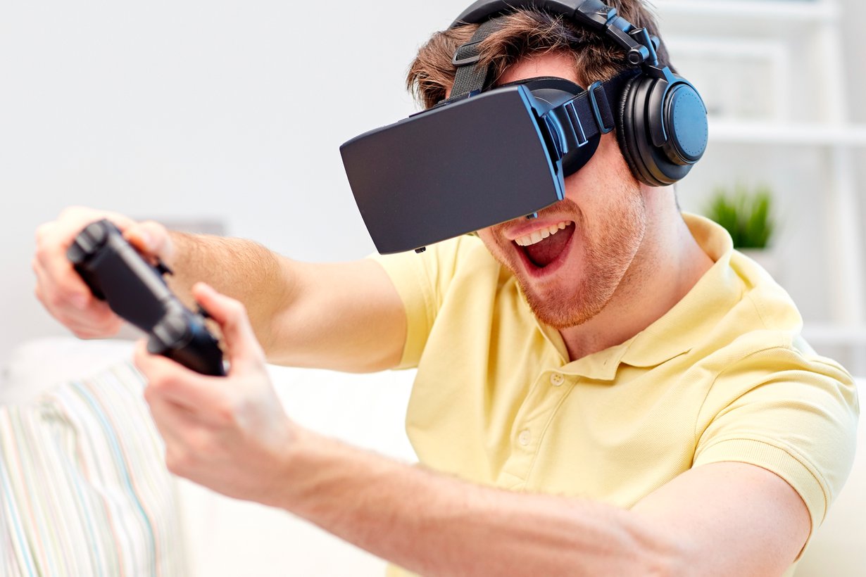 Aivot hyötyvät toimintapelien nopeista ja yllättävistä käänteistä. Kuva: Shutterstock