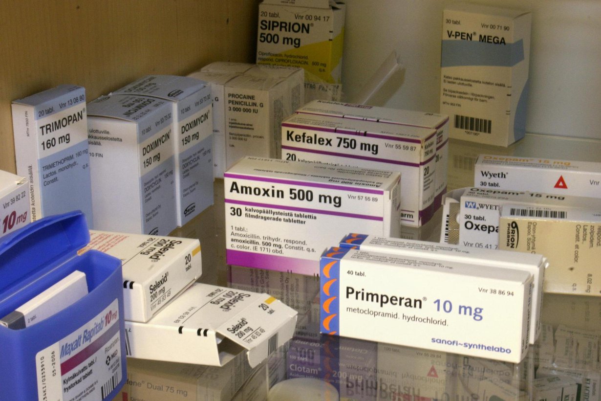 Antibiootit eivät enää pian pure bakteereihin, pelkäävät tutkijat.