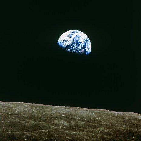 Astronautit näkivät Maan hieman kirkkaampana Apollo-lennoilla 1969–1972 kuin nyt. Kuva: <span class="photographer">Nasa</span>