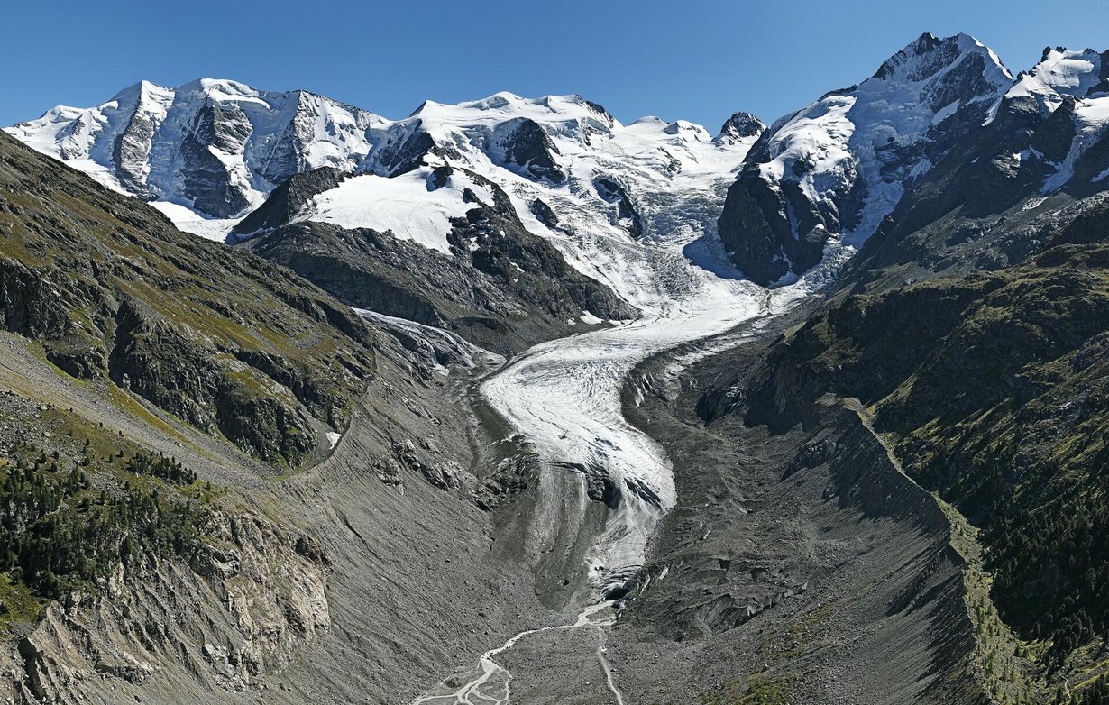 Morteratschin jäätikkö Sveitsin alpeilla. Kuva: BERNHARD EDMAIER / SCIENCE PHOTO LIBRARY