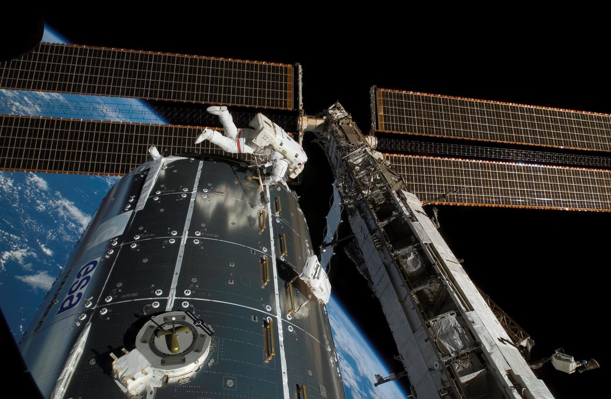 Euroopan avaruusjärjestön laboratorioyksikkö pääsi kiertoradalle Atlantis-avaruussukkulan kyydissä vuonna 2008. Kuva: Nasa
