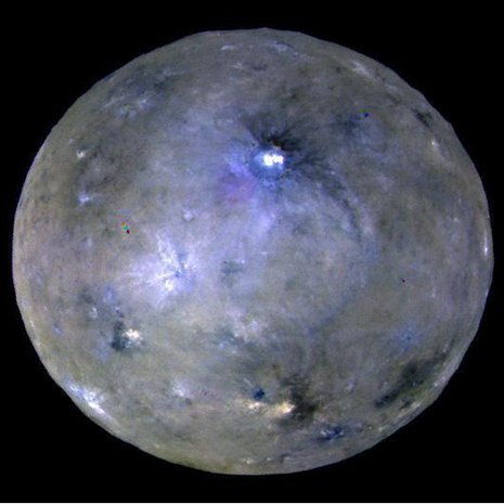 Veden jäämät olivat ehkä peräisin kääpiöplaneetta Cerekseltä. Kuva: <span class="photographer">Nasa</span>