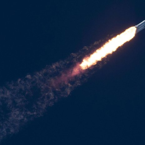 Falcon Heavy lentää kohti avaruutta. Kuva: <span class="photographer">Reuters</span>