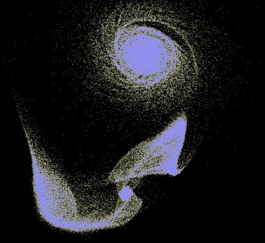 Isompi galaksi (yllä) riisuu itseään kiertävän kääpiön (alla) tähdistä. Kuva: <span class="photographer">E.D'Onghia, Harvard Center for Astrophysics</span>