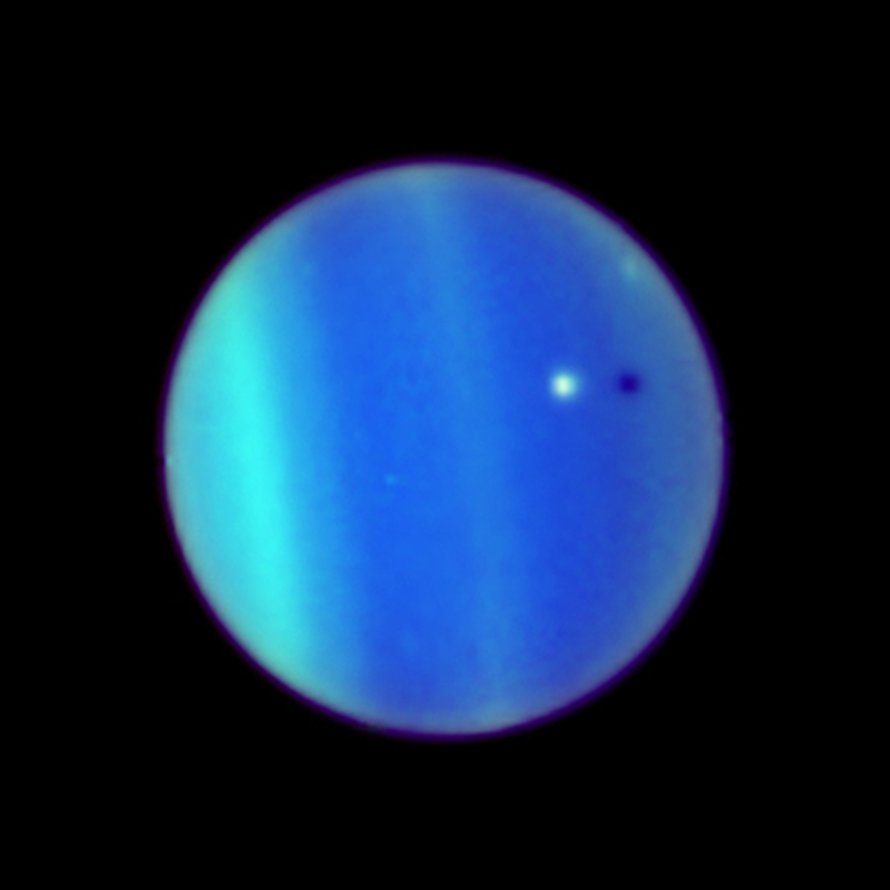 Kuva: <span class="photographer">NASA, ESA, L. Sromovsky (University of Wisconsin, Madison), H. Hammel (Space Science Institute) ja K. Rages (SETI Institute)</span>