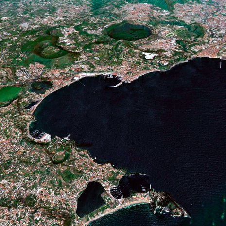 Suur-Napolin alla lataus kasvaa. Kuva: <span class="photographer">Eso</span>