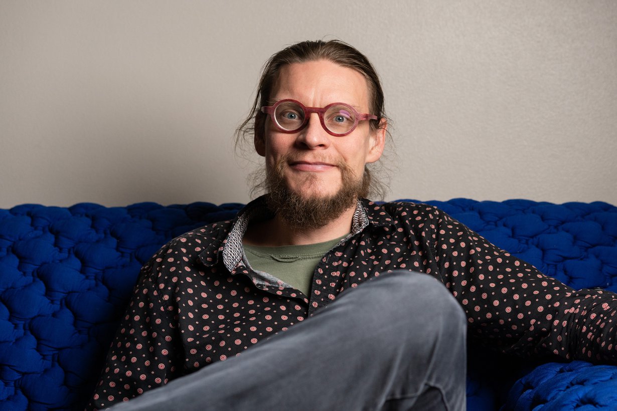 Nelikymppinen isä on erilainen kuin parikymppinen, professori Mikko Myrskylä tietää.