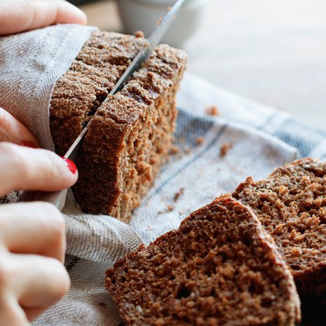 Täysjyväleivästä ei kannata luopua ilman pakottavaa syytä. Sen terveyshyötyjä on vaikea korvata millään. Kuva: <span class="photographer">iStock </span>