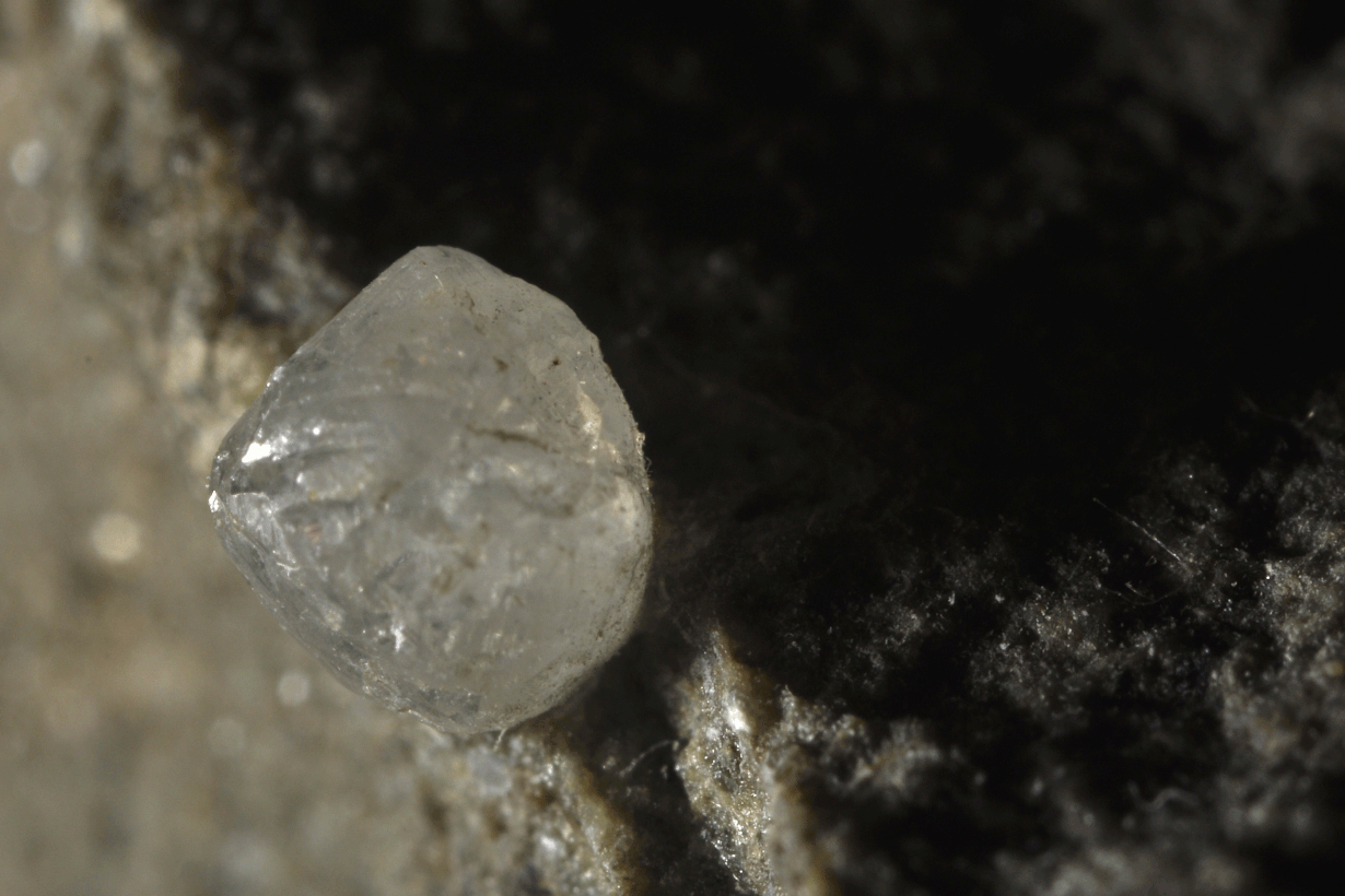 Timatti eteläafrikkalaisessa kimberliittiesiintymässä. Kuva: Parent Géry/Wikimedia