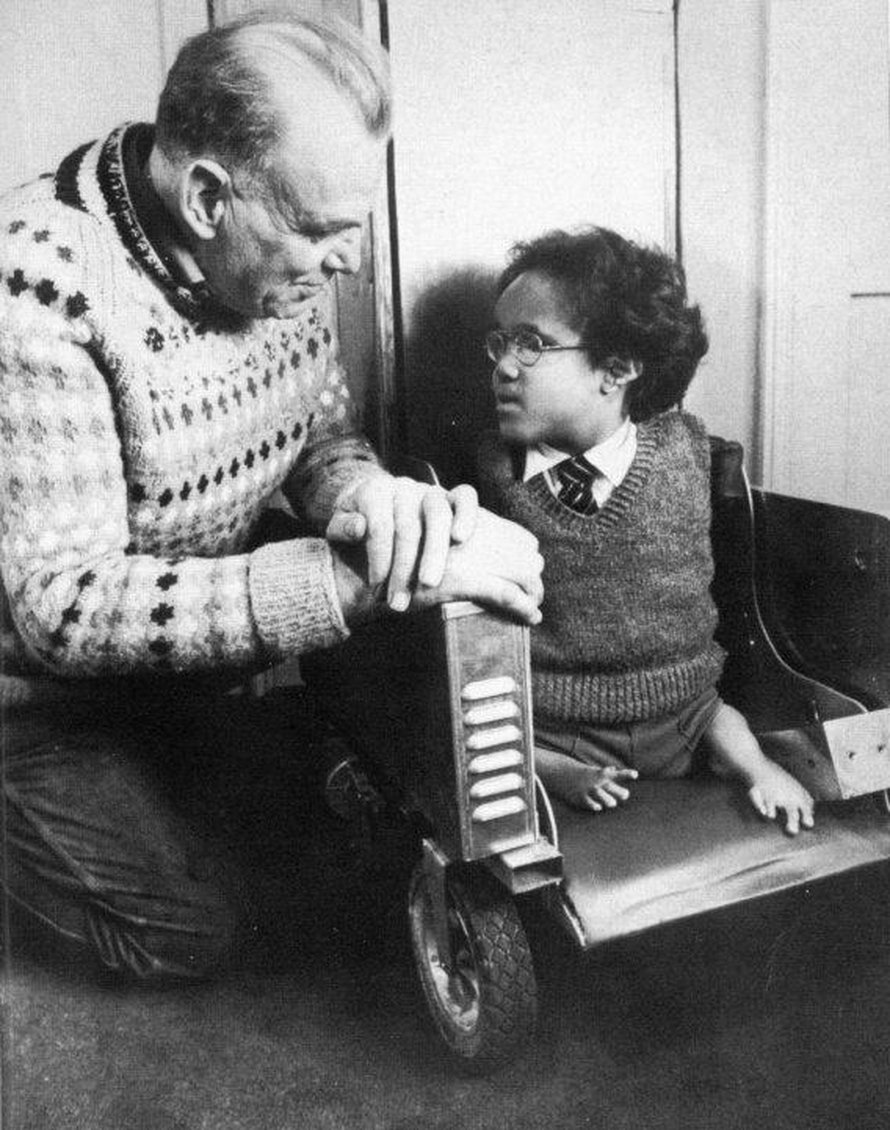 Raskaana oleville naisille määrätty, talidomidia sisältävä unilääke johti keskenmenoihin ja lasten epämuodostumiin. Kuva: <span class="photographer">Wikimedia Commons</span>