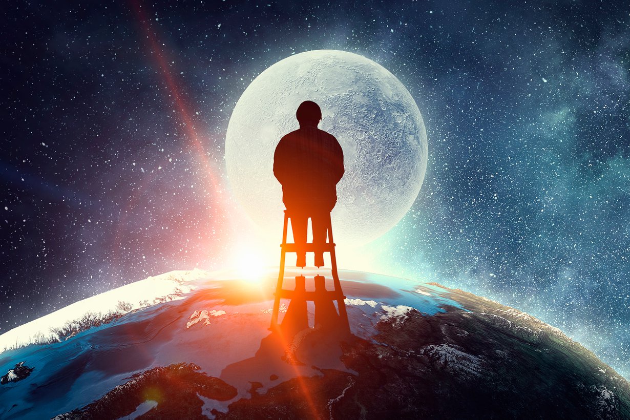 Lähes jokaista yötaivaalla loistavaa tähteä kiertänee planeetta, jolla voisi olla elämää. Siinä syy ajatella, ettemme asuta Linnunrataa yksin. Kuva: Shutterstock