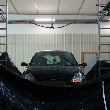 Auto sadesimulaattorissa. Kuva: <span class="photographer">www.ikg.uni-hannover.de, Daniel Fitzner</span>