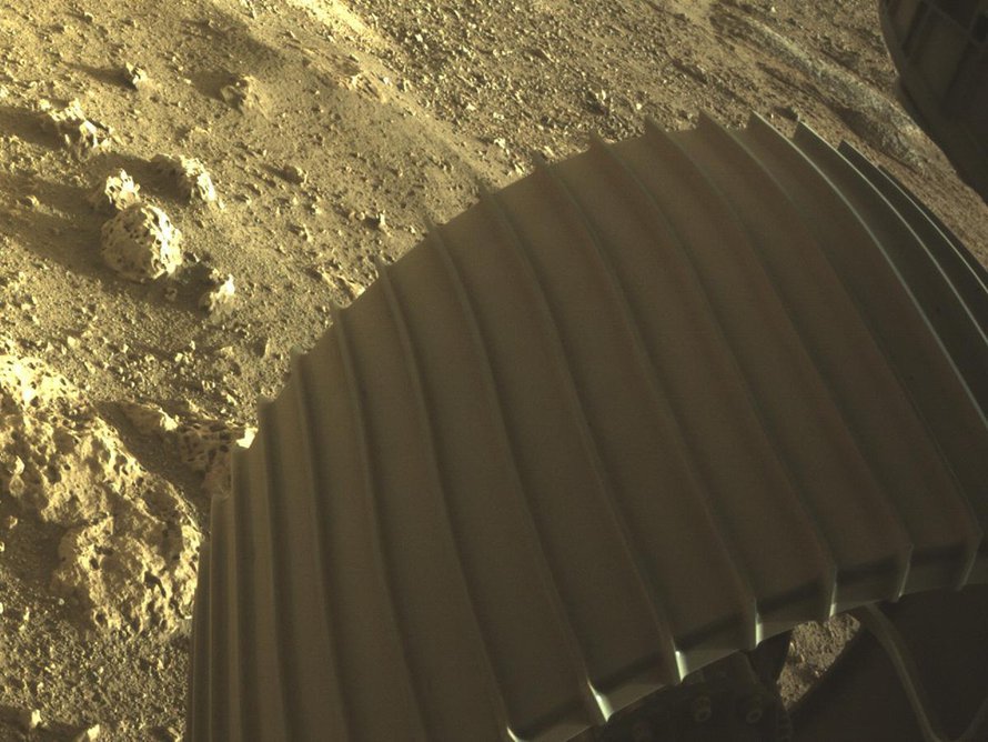 Kuvien lisäksi mönkijä lähettää ääntä. Kuva: <span class="photographer">Nasa</span>
