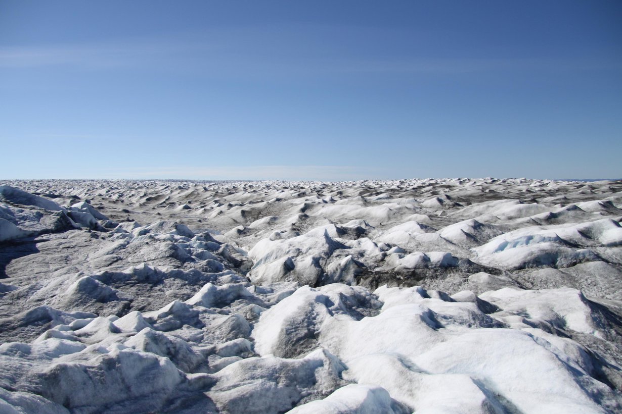 Grönlannin jäätikköä kesäauringon alla. Kuva: Wikimedia Commons