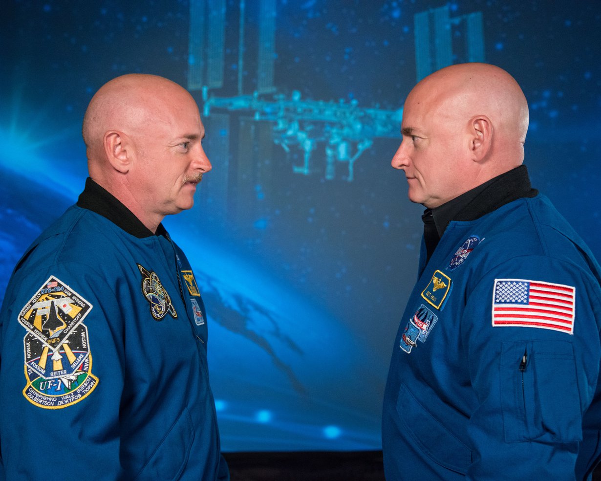Mark ja Scott Kelly ovat molemmat astronautteja. Kuva: Nasa
