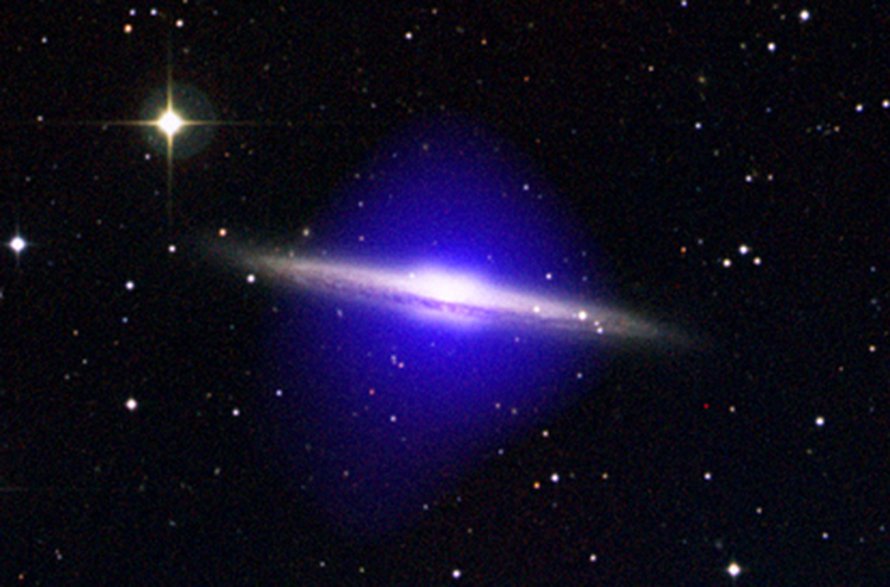 Kuva: <span class="photographer">NASA/CXC/U. Copenhagen/K. Pedersen et al; Optical: Palomar DSS</span>