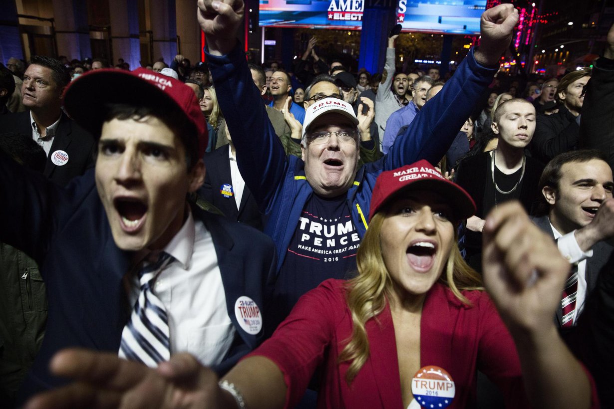 Kannattajat juhlivat Donald Trumpin voittoa. Kuva: Heidi Piiroinen