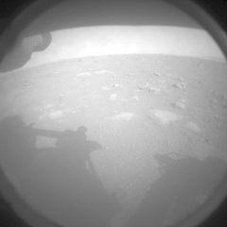 Perseverance-mönkijän lähettämä kuva Marsista. Kuva: <span class="photographer">Nasa</span>