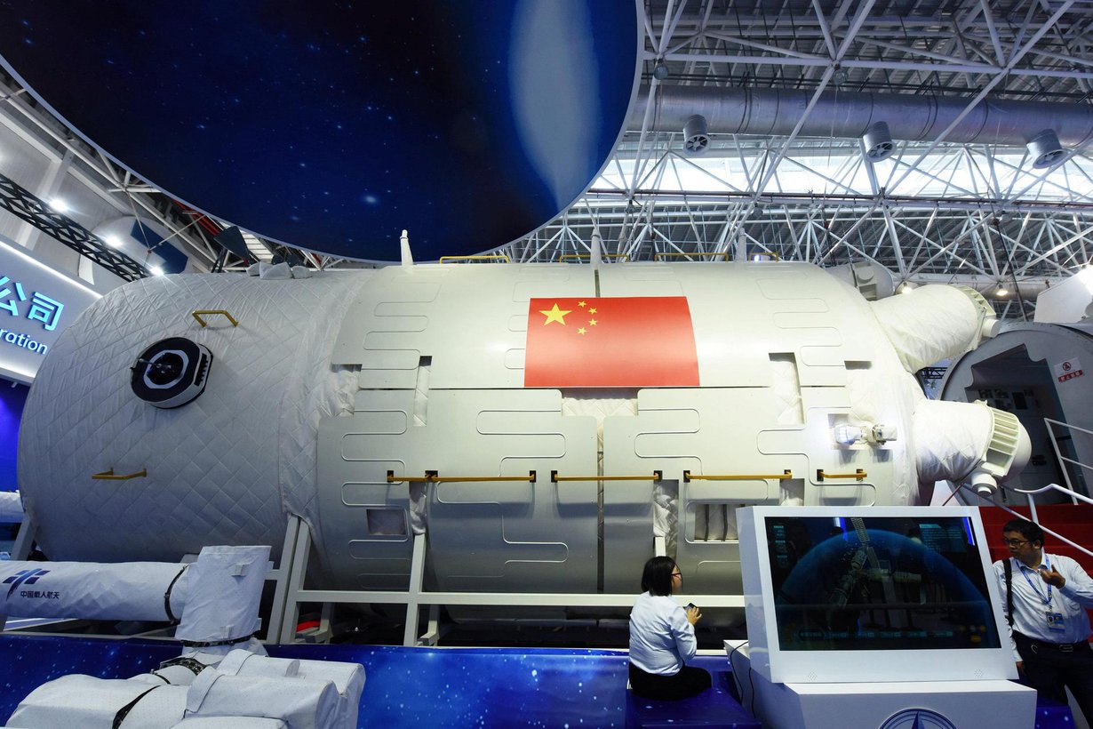 Kiinan avaruusaseman ydinmoduuli on 17 metriä pitkä. Kuva: Reuters